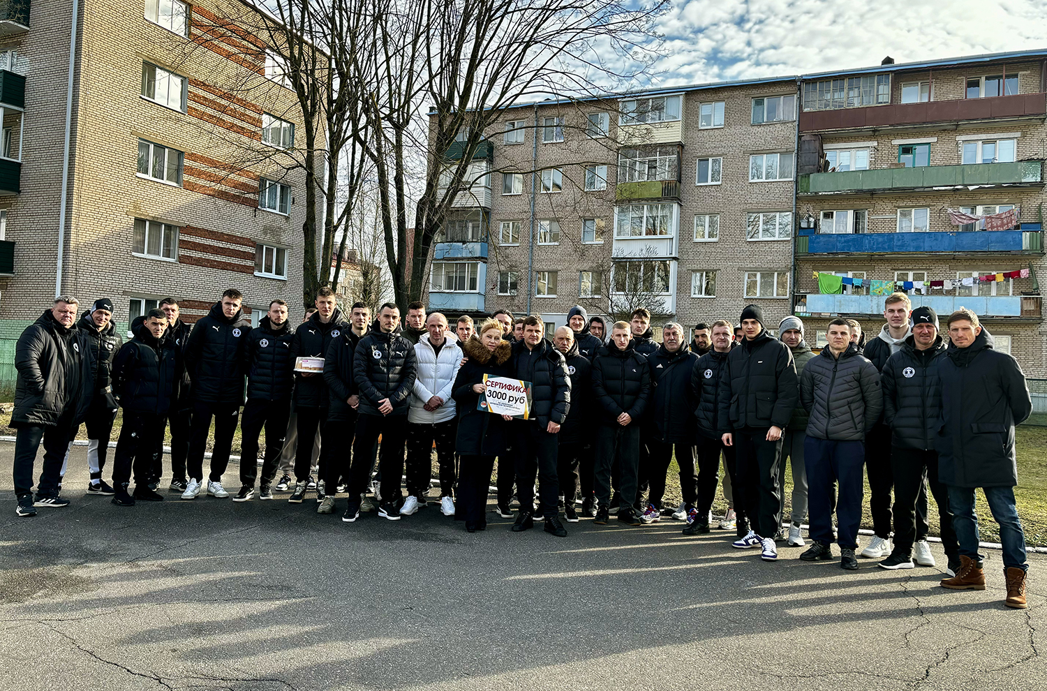 Торпедовцы в гостях у подшефных