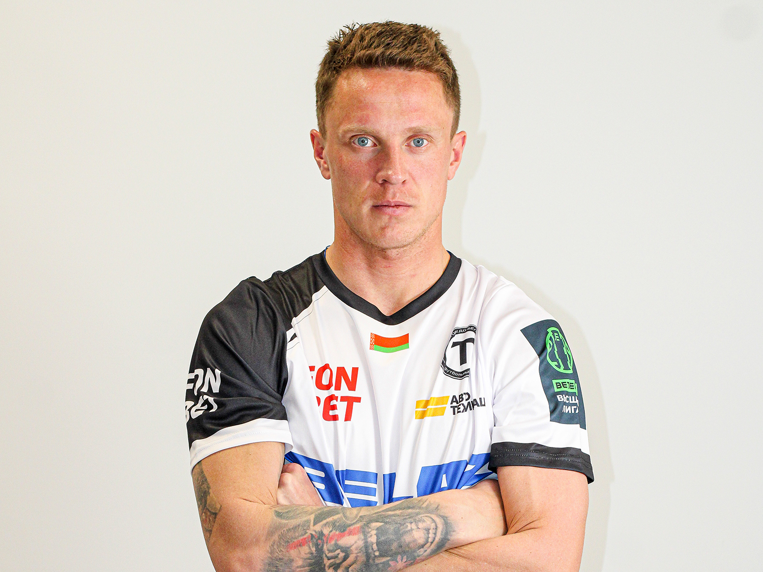 Артём Быков стал торпедовцем