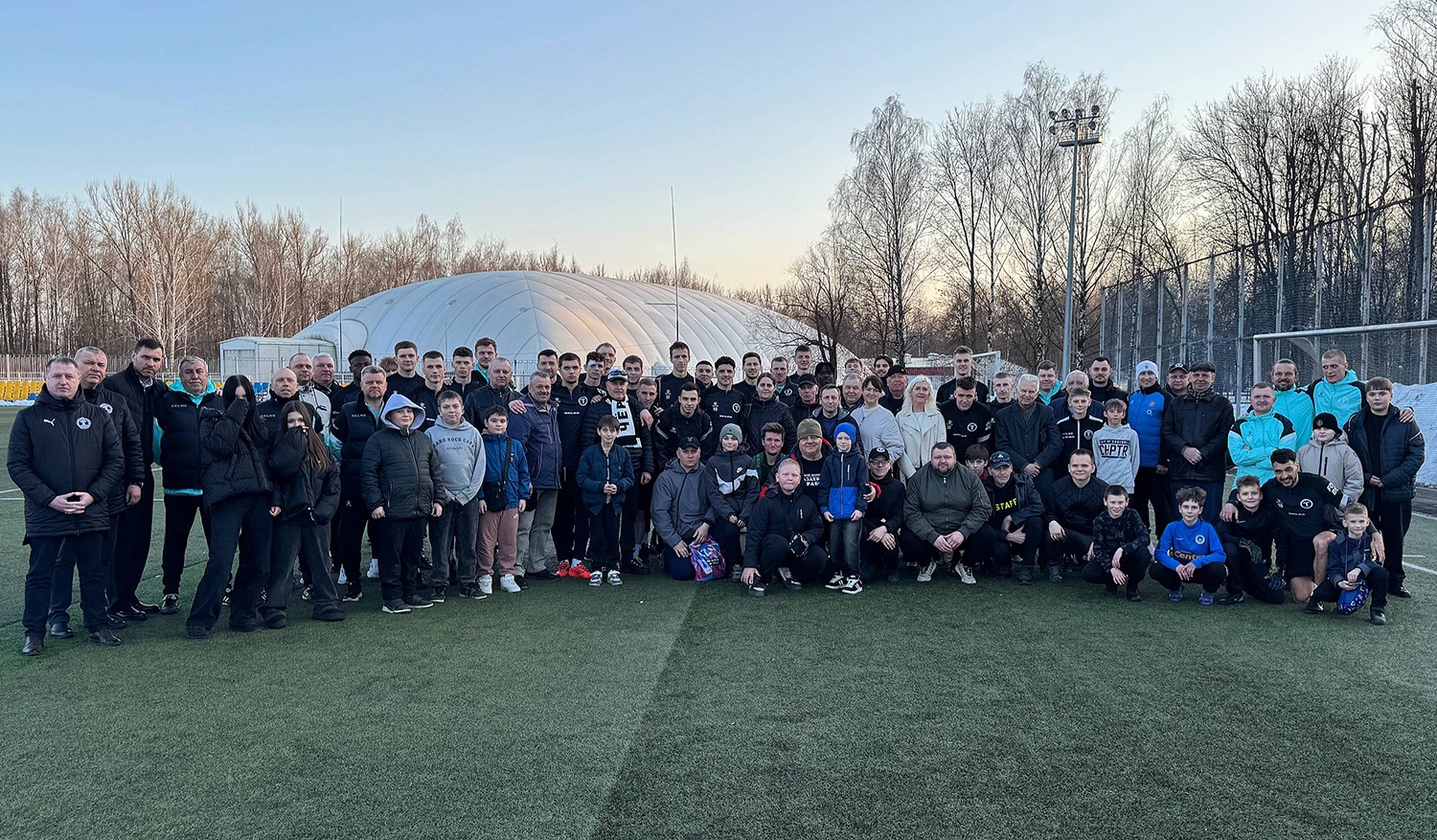 «Автозаводцы» провели встречу с болельщиками