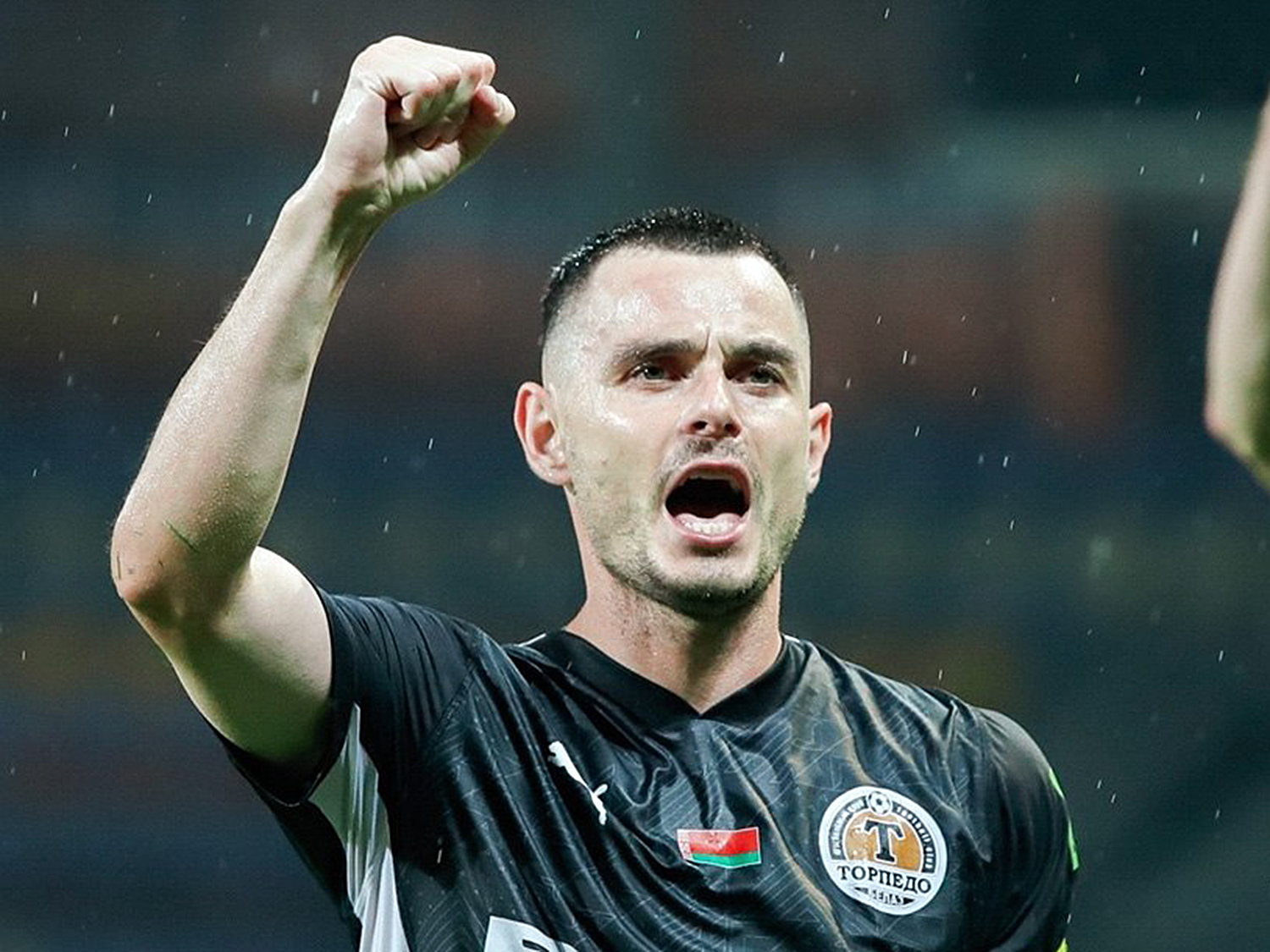 Капитан остается!