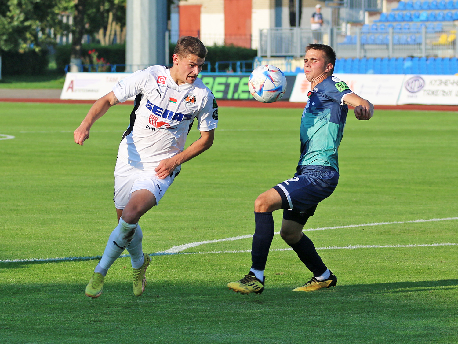 Вторая и третья поспорят за первую